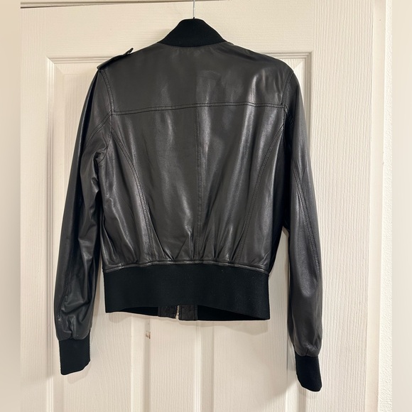 Leather jacket - Picture 3 of 5